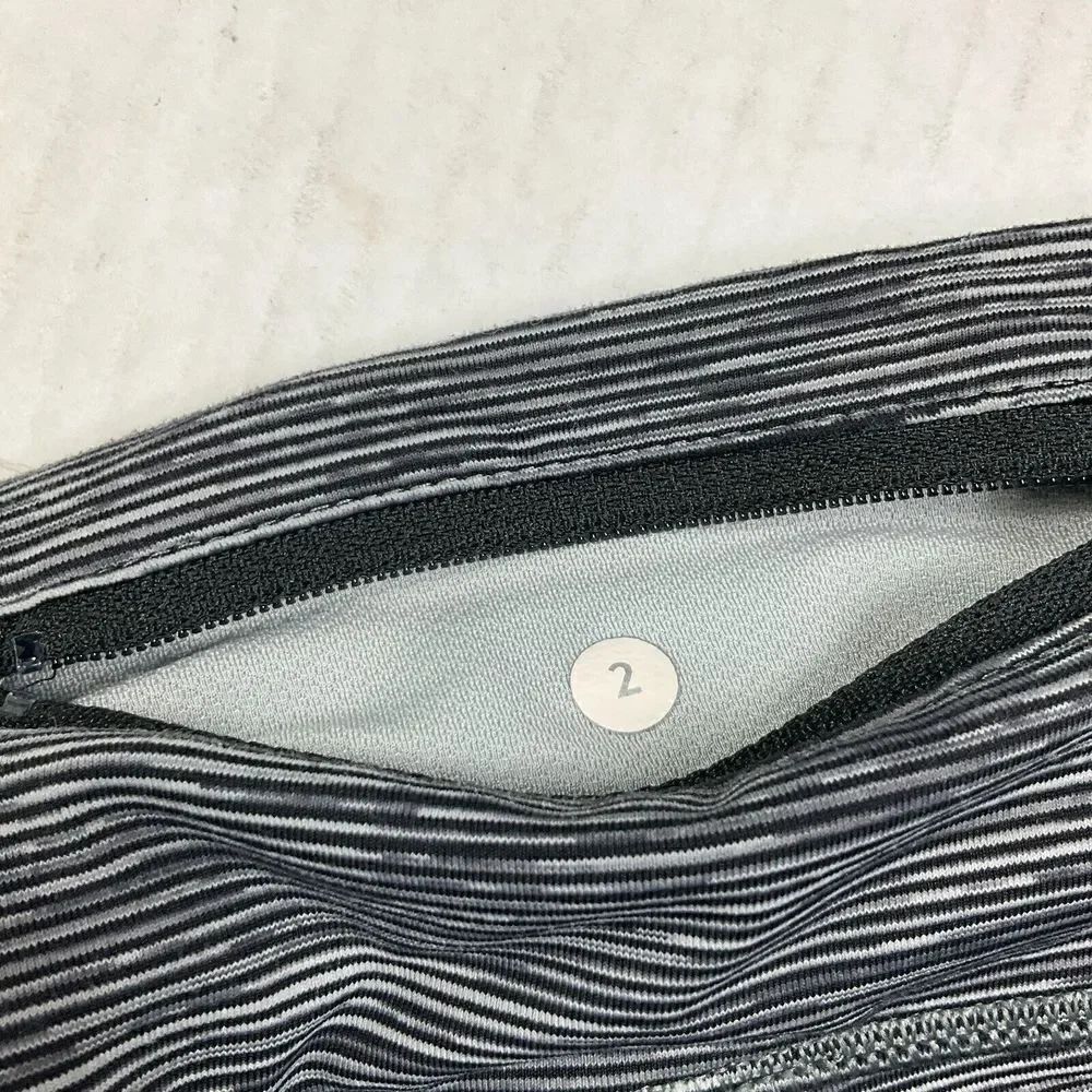 Lululemon Womens Cropped Mesh Leggings Striped Workout Athletic Pull On Size 2 - Picture 9 of 11
